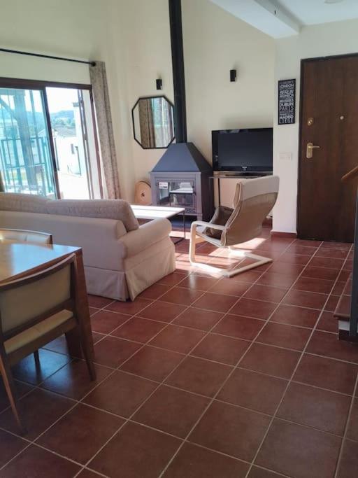 En Sierramagna, Piscina Abierta Ferienhaus *