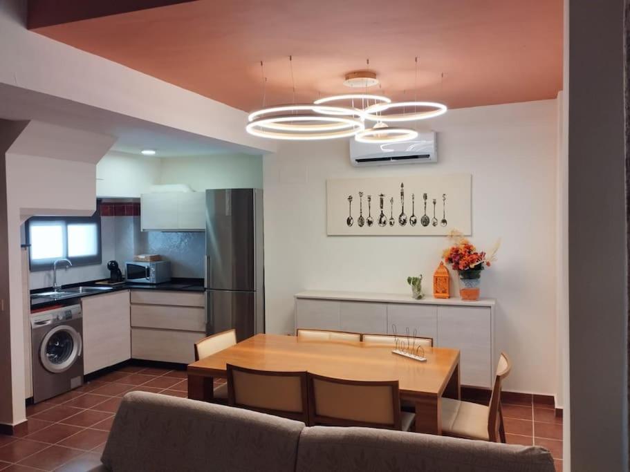 Suite En Sierramagna, Piscina Abierta Holiday home El Ronquillo