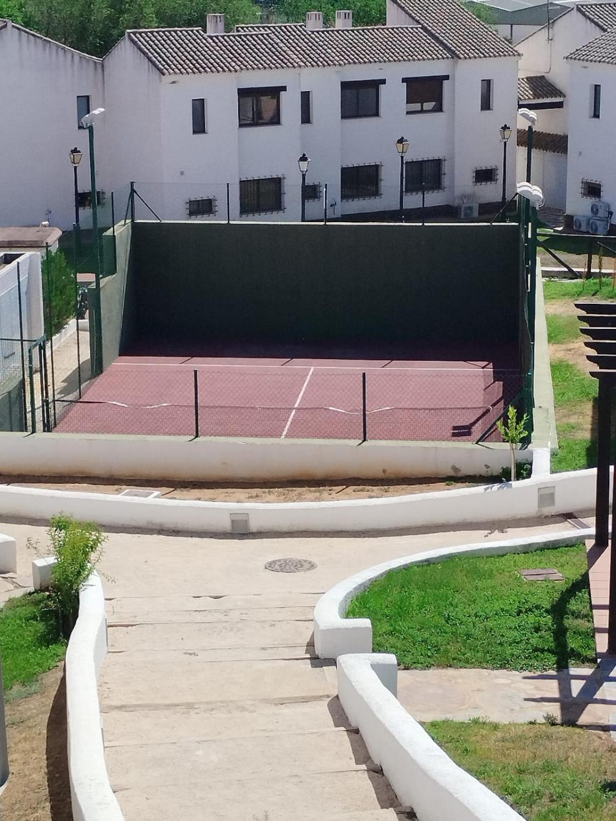 Suite En Sierramagna, Piscina Abierta El Ronquillo
