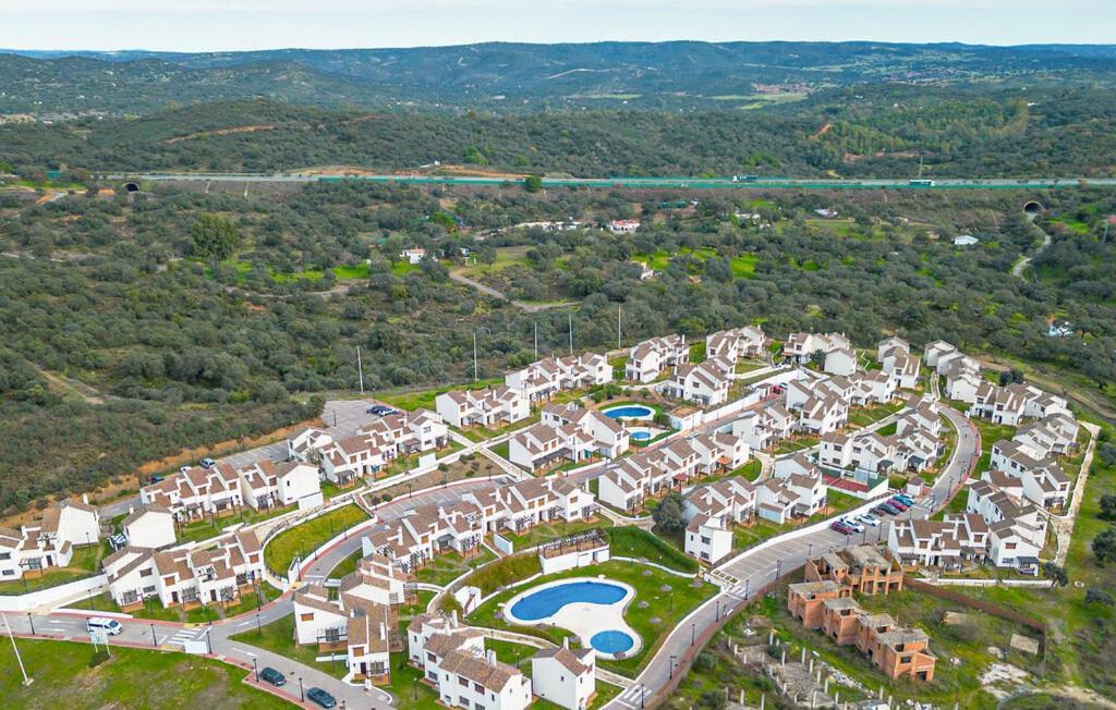 Ferienhaus En Sierramagna, Piscina Abierta El Ronquillo